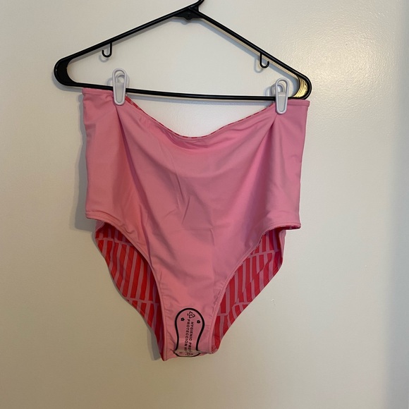 Coral Reef high waisted swim bottoms XXL - Picture 6 of 7